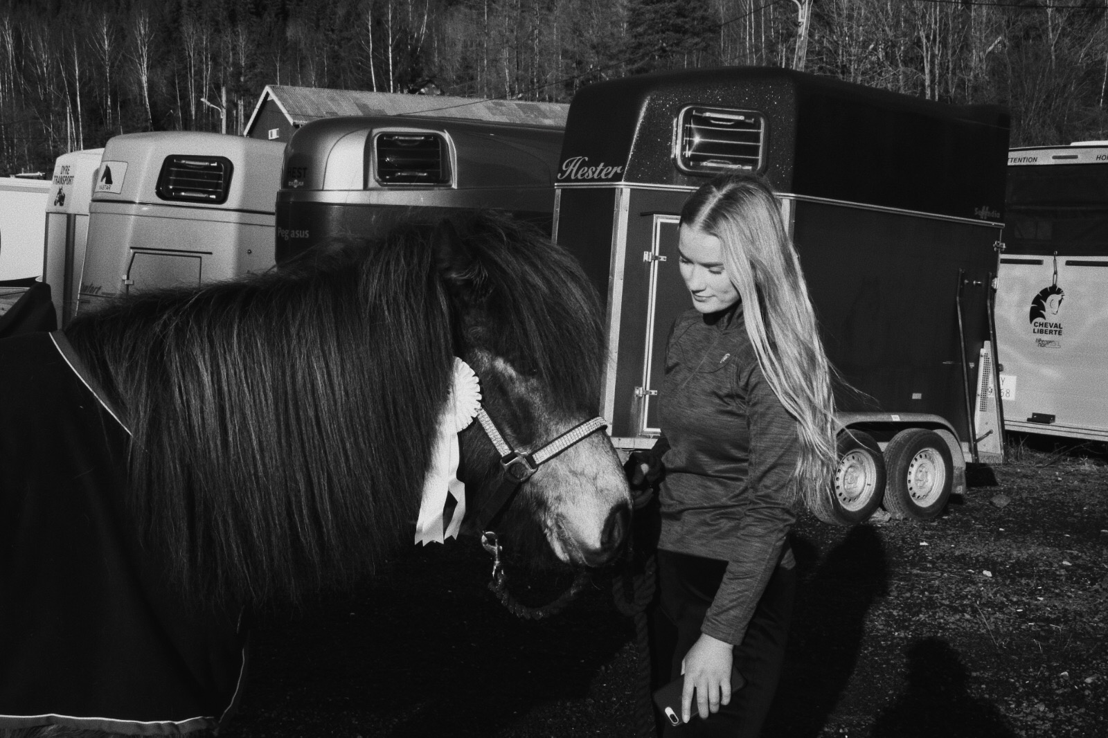 Benedicte trener islandshest